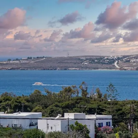 Ble 2 Parikia (Paros)